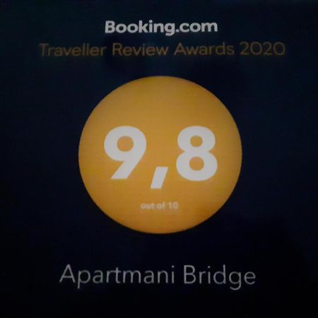 Apartmani Bridge 트레빈예 외부 사진