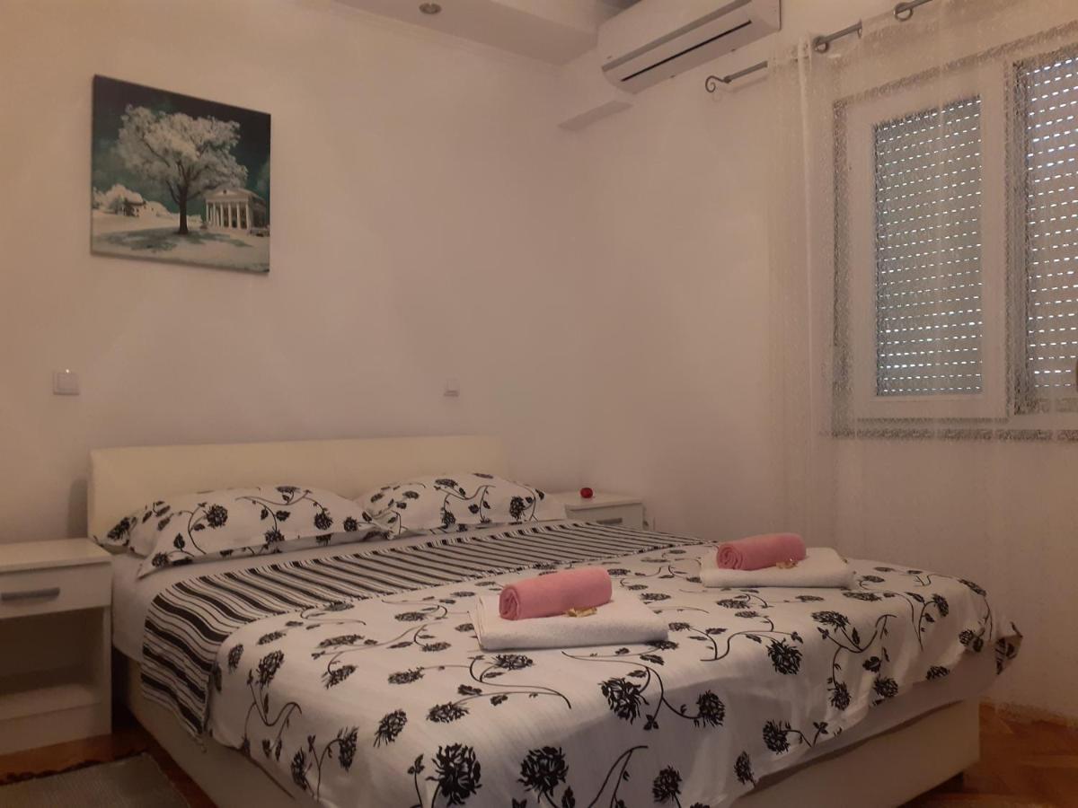 Apartmani Bridge 트레빈예 외부 사진