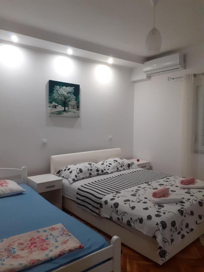 Apartmani Bridge 트레빈예 외부 사진